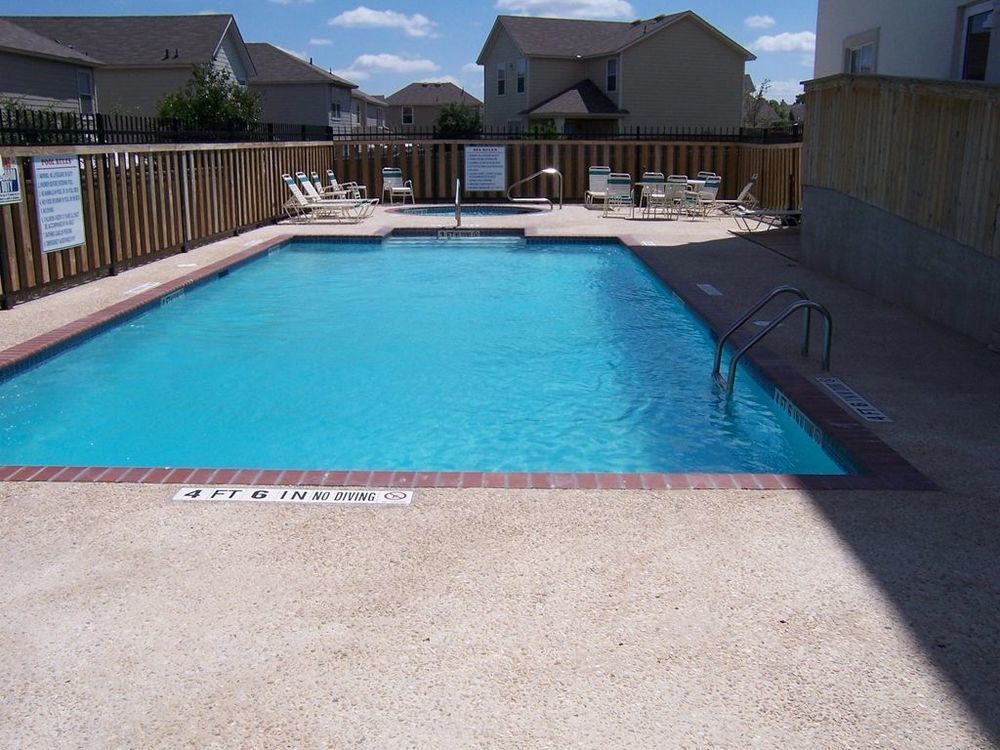 La Quinta By Wyndham Ne Long Beach/Cypress Hawaiian Gardens Facilities photo